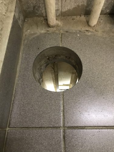Алмазное бурение пола сквозь плитку в Московской области